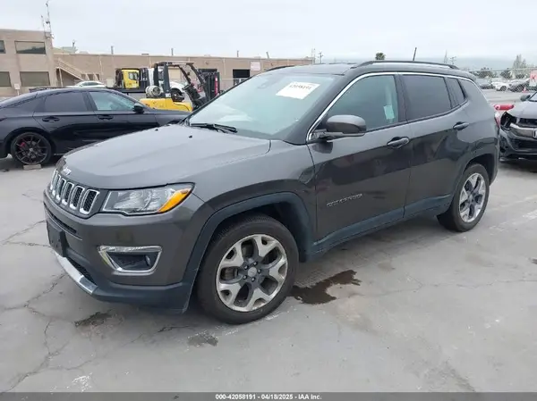 3C4NJCCB0MT571336 2021 JEEP COMPASS - Image 2