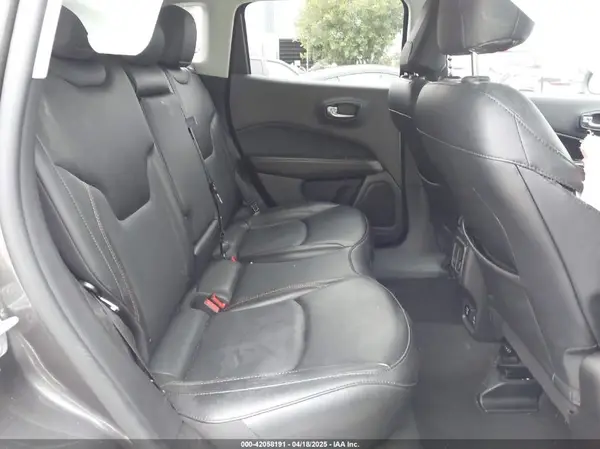 3C4NJCCB0MT571336 2021 JEEP COMPASS - Image 8