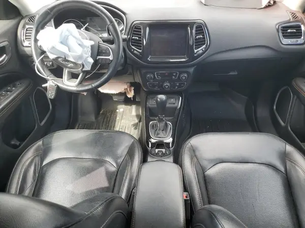 3C4NJCCB1JT358729 2018 JEEP COMPASS - Image 8