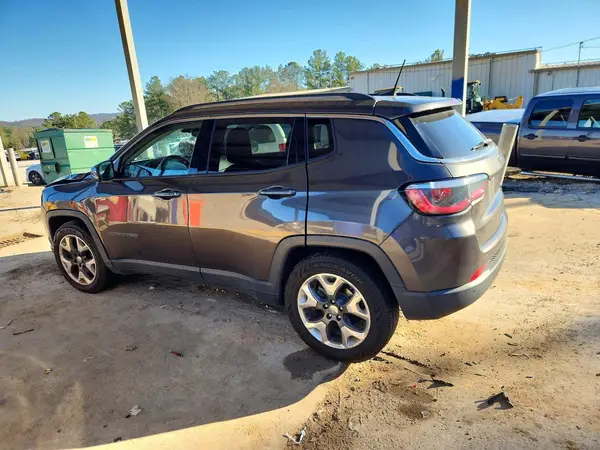 3C4NJCCB1JT406245 2018 JEEP COMPASS - Image 2