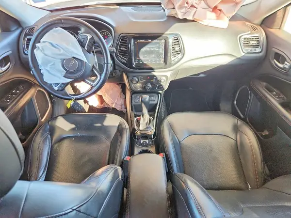 3C4NJCCB1JT406245 2018 JEEP COMPASS - Image 8