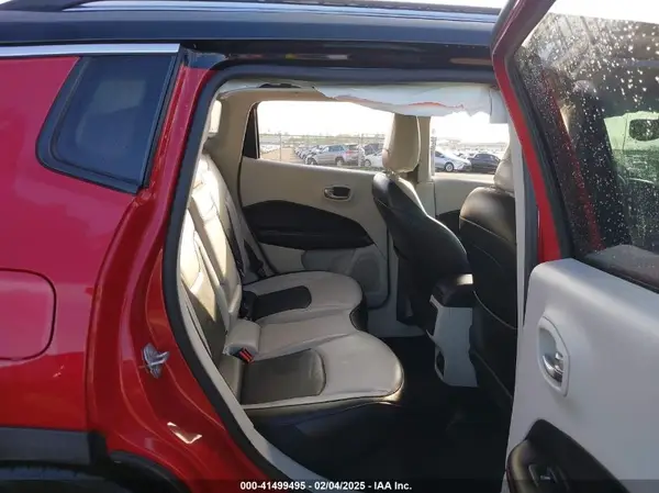 3C4NJCCB1KT638104 2019 JEEP COMPASS - Image 8