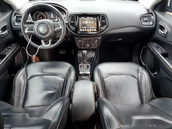 3C4NJCCB1KT659941 2019 JEEP COMPASS - Image 8