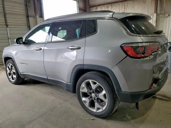 3C4NJCCB1KT660099 2019 JEEP COMPASS - Image 2