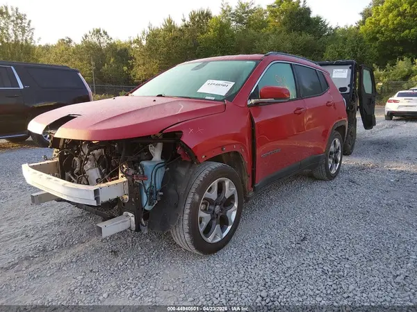 3C4NJCCB1KT663018 2019 JEEP COMPASS - Image 2