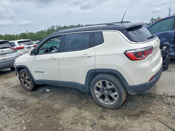 3C4NJCCB1KT699078 2019 JEEP COMPASS - Image 2