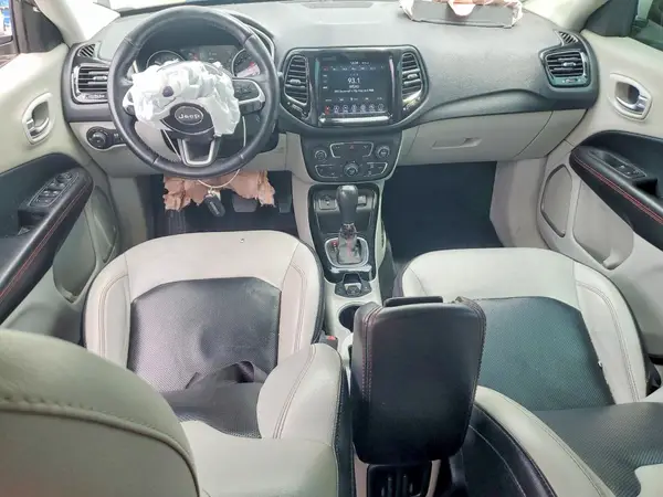 3C4NJCCB1KT699078 2019 JEEP COMPASS - Image 8