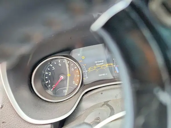 3C4NJCCB1KT748988 2019 JEEP COMPASS - Image 8