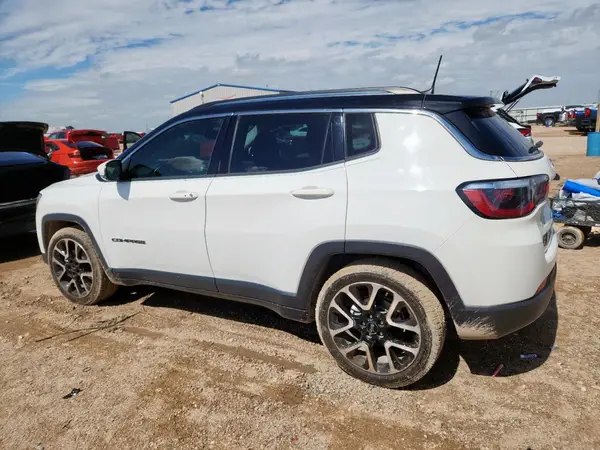 3C4NJCCB1KT769548 2019 JEEP COMPASS - Image 2