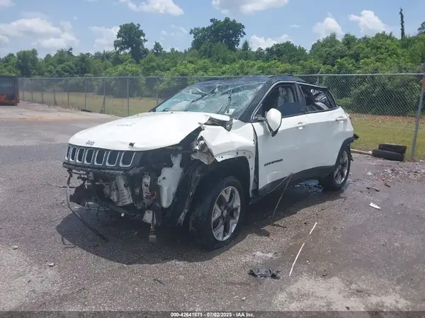 3C4NJCCB1KT770795 2019 JEEP COMPASS - Image 2