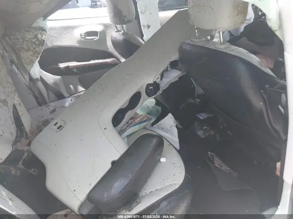 3C4NJCCB1KT770795 2019 JEEP COMPASS - Image 8