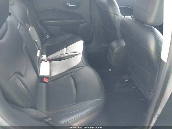 3C4NJCCB1KT788620 2019 JEEP COMPASS - Image 8