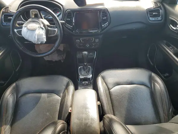 3C4NJCCB1KT802144 2019 JEEP COMPASS - Image 8