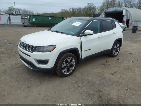 3C4NJCCB1LT110306 2020 JEEP COMPASS - Image 2