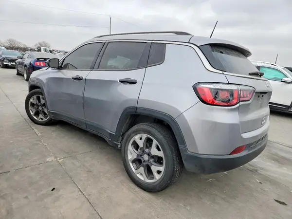 3C4NJCCB1LT129065 2020 JEEP COMPASS - Image 2