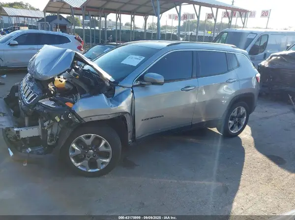 3C4NJCCB1LT187581 2020 JEEP COMPASS - Image 2