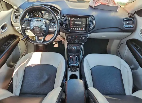 3C4NJCCB1LT194000 2020 JEEP COMPASS - Image 8