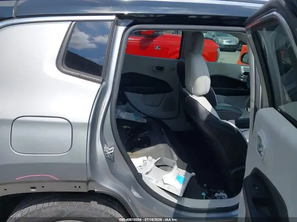 3C4NJCCB1MT539107 2021 JEEP COMPASS - Image 8