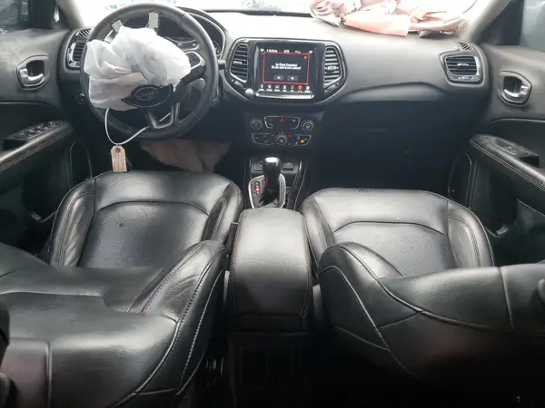 3C4NJCCB2JT124826 2018 JEEP COMPASS - Image 8