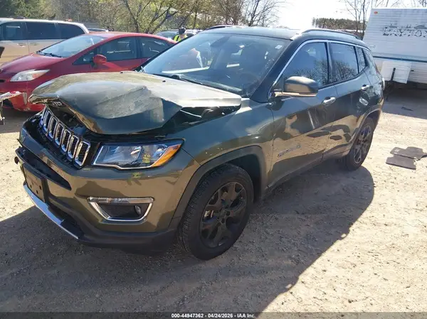 3C4NJCCB2JT148897 2018 JEEP COMPASS - Image 2