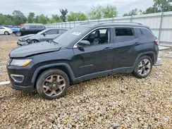 3C4NJCCB2JT208239 2018 JEEP COMPASS