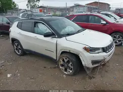 3C4NJCCB2JT240365 2018 JEEP COMPASS