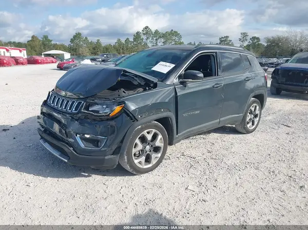 3C4NJCCB2JT351305 2018 JEEP COMPASS - Image 2