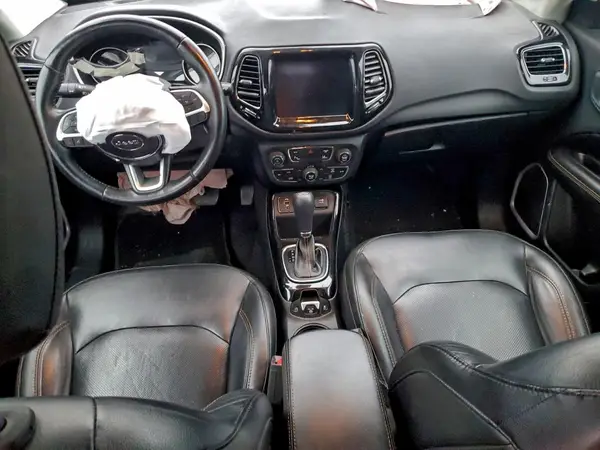 3C4NJCCB2JT358027 2018 JEEP COMPASS - Image 8