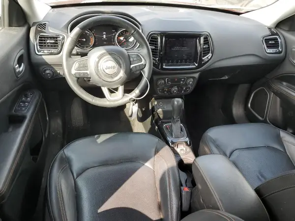 3C4NJCCB2JT358366 2018 JEEP COMPASS - Image 8