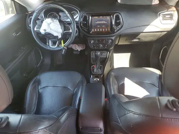 3C4NJCCB2JT358559 2018 JEEP COMPASS - Image 8