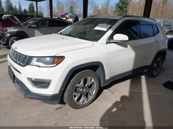 3C4NJCCB2JT362210 2018 JEEP COMPASS - Image 2