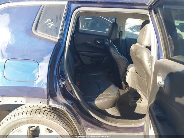 3C4NJCCB2JT406433 2018 JEEP COMPASS - Image 8