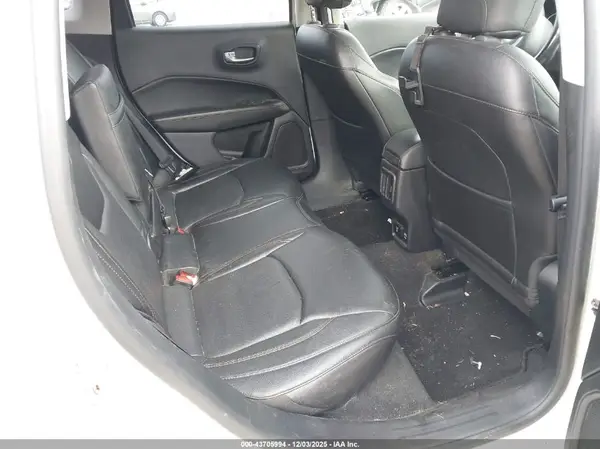 3C4NJCCB2JT410997 2018 JEEP COMPASS - Image 8