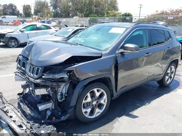 3C4NJCCB2KT659897 2019 JEEP COMPASS - Image 2