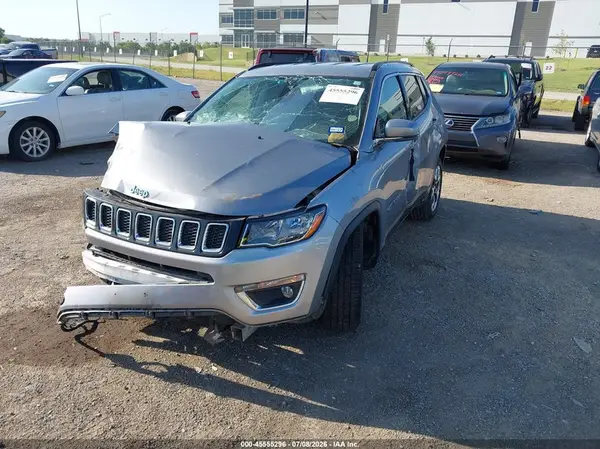 3C4NJCCB2KT664159 2019 JEEP COMPASS - Image 2
