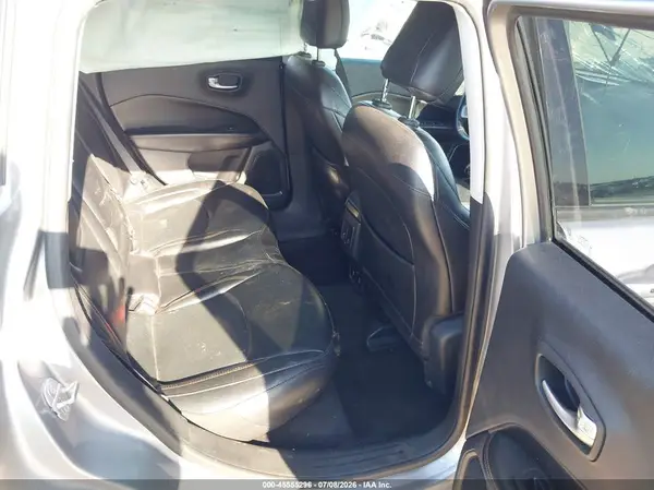 3C4NJCCB2KT664159 2019 JEEP COMPASS - Image 8