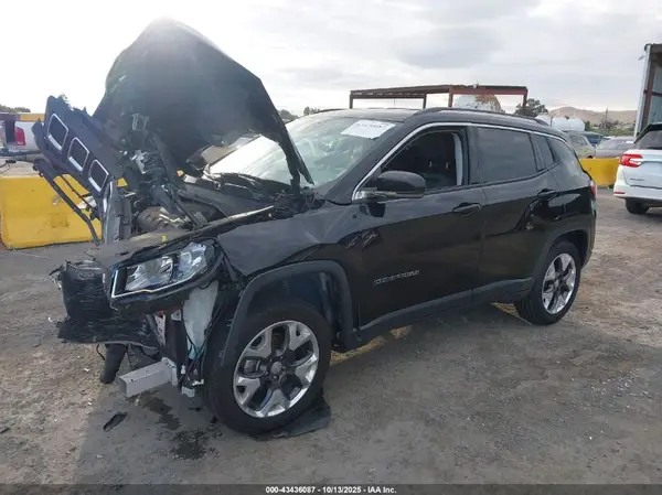 3C4NJCCB2KT667207 2019 JEEP COMPASS - Image 2