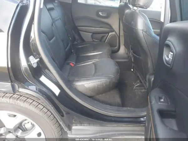 3C4NJCCB2KT667207 2019 JEEP COMPASS - Image 8