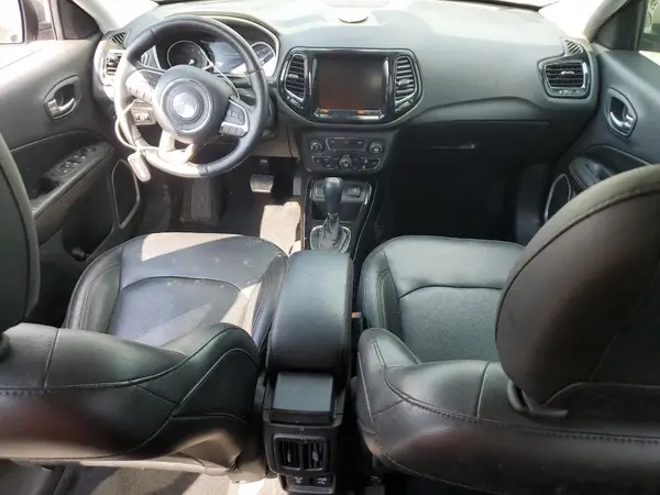 3C4NJCCB2KT755710 2019 JEEP COMPASS - Image 8