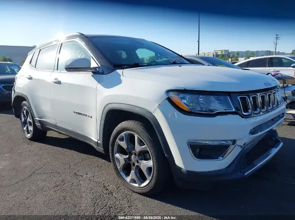 3C4NJCCB2LT114607 2020 JEEP COMPASS - Image 1