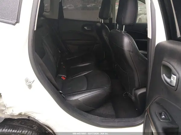 3C4NJCCB2LT129155 2020 JEEP COMPASS - Image 8