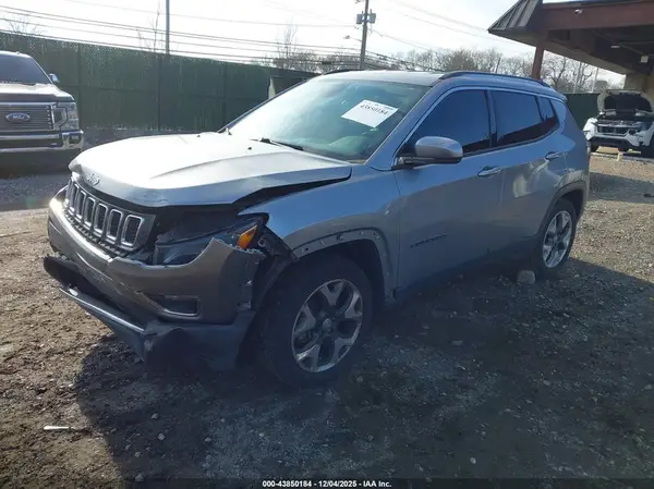 3C4NJCCB2LT211127 2020 JEEP COMPASS - Image 2