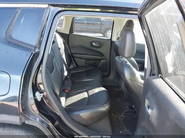3C4NJCCB2LT211337 2020 JEEP COMPASS - Image 8
