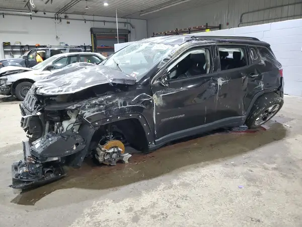 3C4NJCCB2LT211435 2020 JEEP COMPASS - Image 1