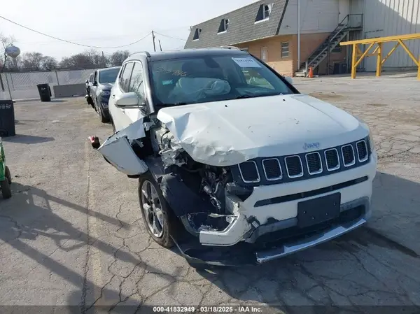 3C4NJCCB2LT247237 2020 JEEP COMPASS - Image 1