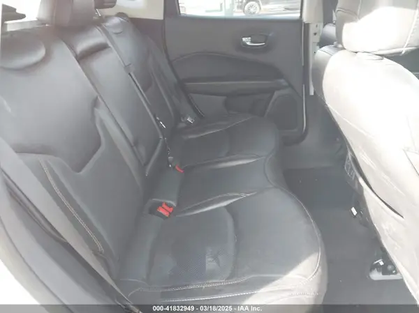 3C4NJCCB2LT247237 2020 JEEP COMPASS - Image 8