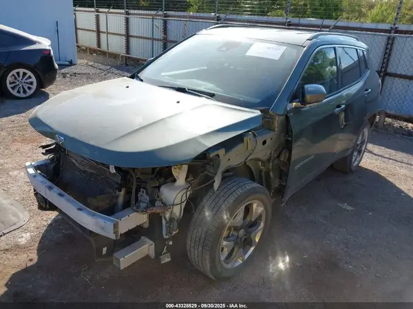3C4NJCCB2MT573315 2021 JEEP COMPASS - Image 2
