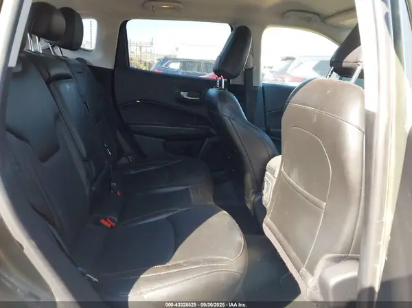 3C4NJCCB2MT573315 2021 JEEP COMPASS - Image 8