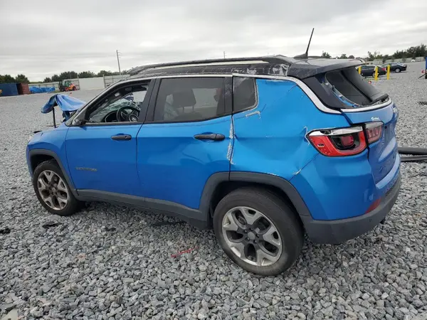 3C4NJCCB3JT124043 2018 JEEP COMPASS - Image 2