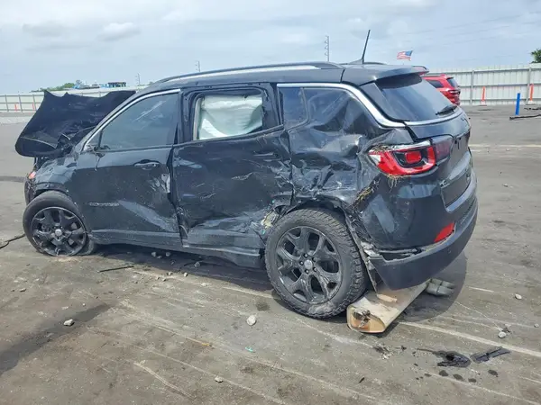 3C4NJCCB3JT145071 2018 JEEP COMPASS - Image 2